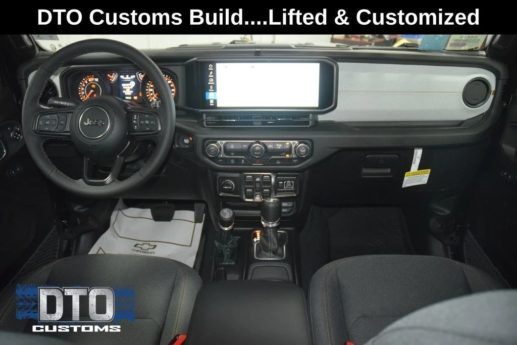 2026 Jeep JL Wrangler - Image 28 of 31