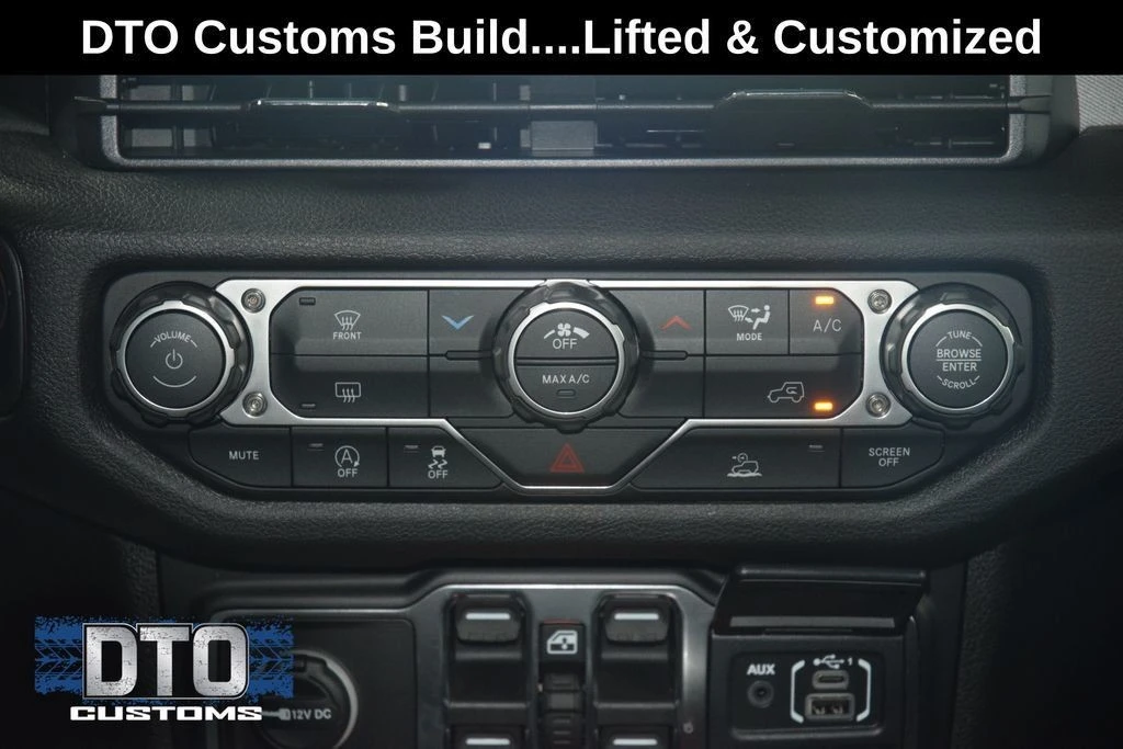2026 Jeep JL Wrangler - Image 30 of 31