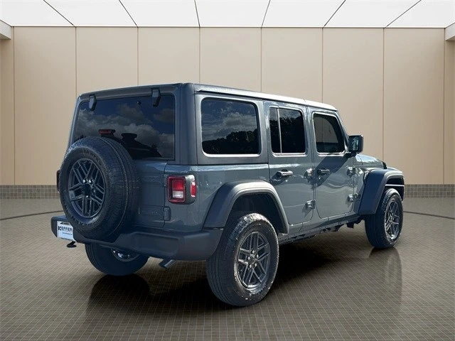 2026 Jeep JL Wrangler - Image 5 of 12