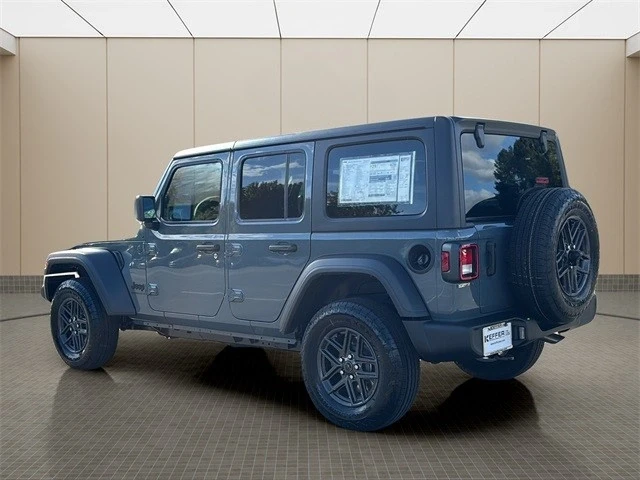 2026 Jeep JL Wrangler - Image 3 of 12