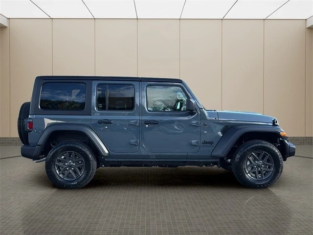2026 Jeep JL Wrangler - Image 6 of 12