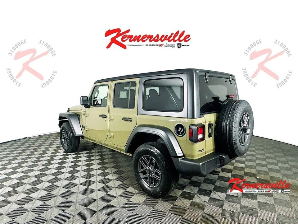 2026 Jeep JL Wrangler - Image 5 of 20