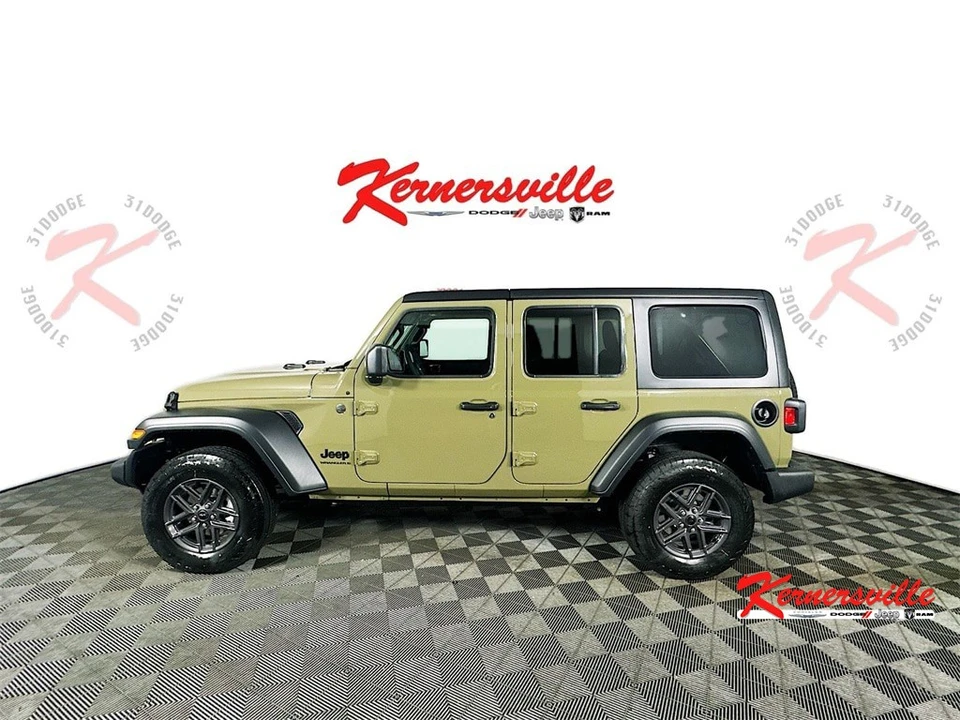 2026 Jeep JL Wrangler - Image 4 of 20