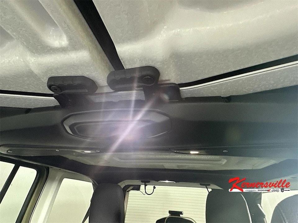2026 Jeep JL Wrangler - Image 14 of 20