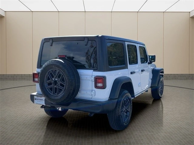 2026 Jeep JL Wrangler - Image 5 of 12