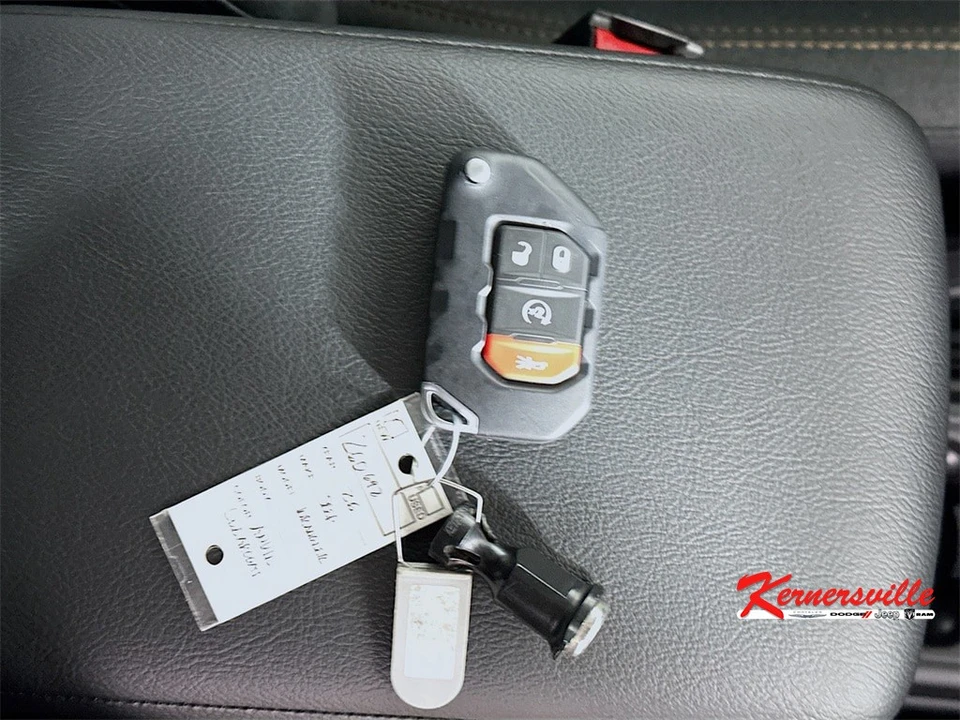 2026 Jeep JL Wrangler - Image 20 of 21