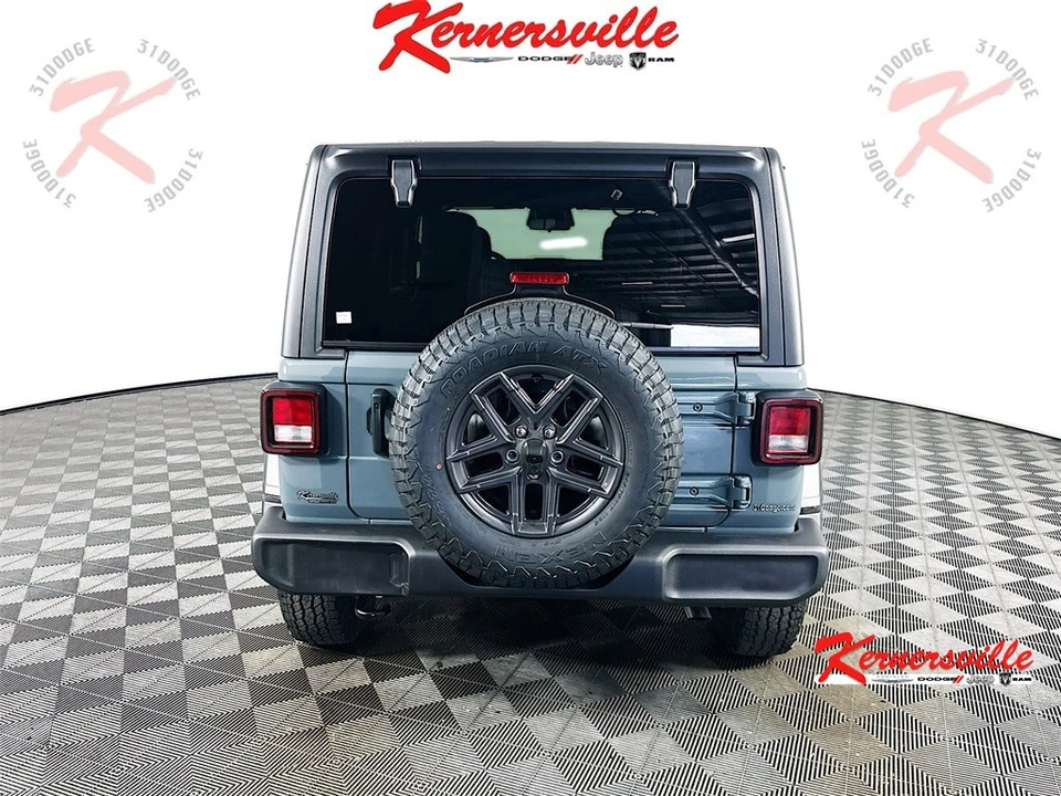 2026 Jeep JL Wrangler - Image 6 of 12