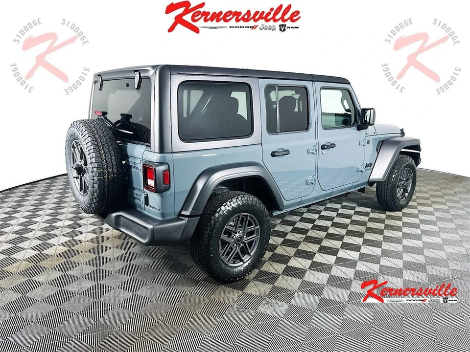 2026 Jeep JL Wrangler - Image 7 of 21
