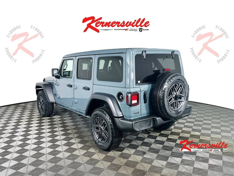 2026 Jeep JL Wrangler - Image 5 of 12