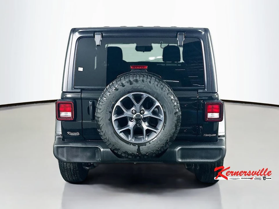 2026 Jeep JL Wrangler - Image 6 of 12