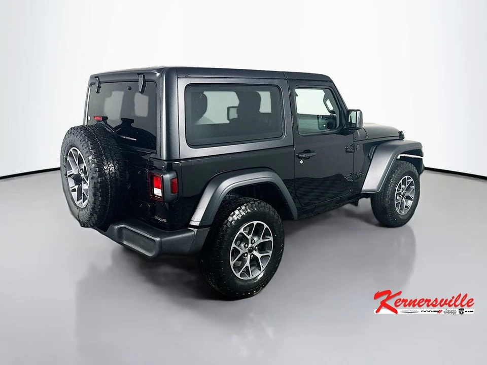 2026 Jeep JL Wrangler - Image 7 of 12