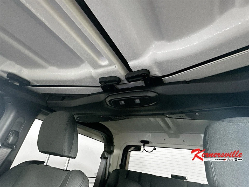 2026 Jeep JL Wrangler - Image 14 of 21