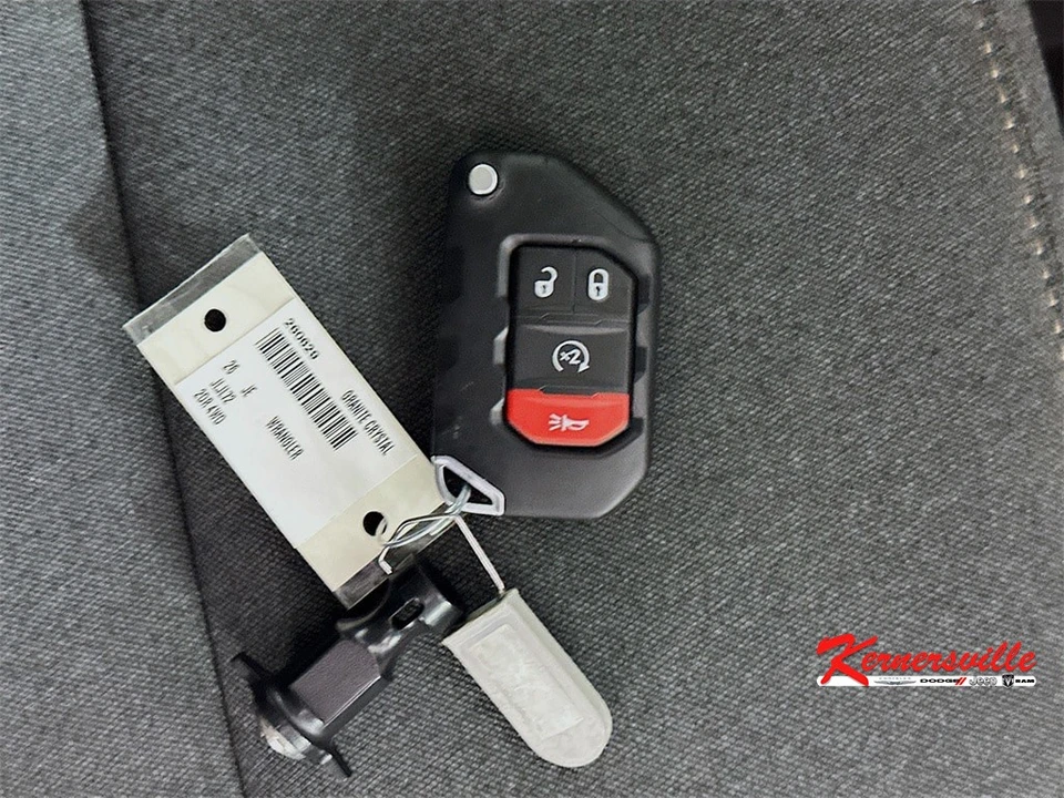 2026 Jeep JL Wrangler - Image 20 of 21