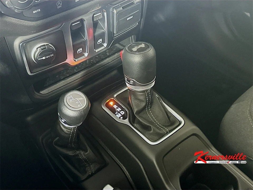 2026 Jeep JL Wrangler - Image 12 of 21
