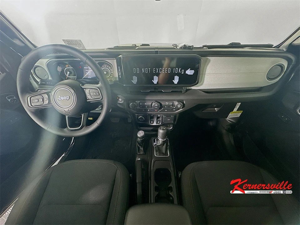 2026 Jeep JL Wrangler - Image 9 of 21