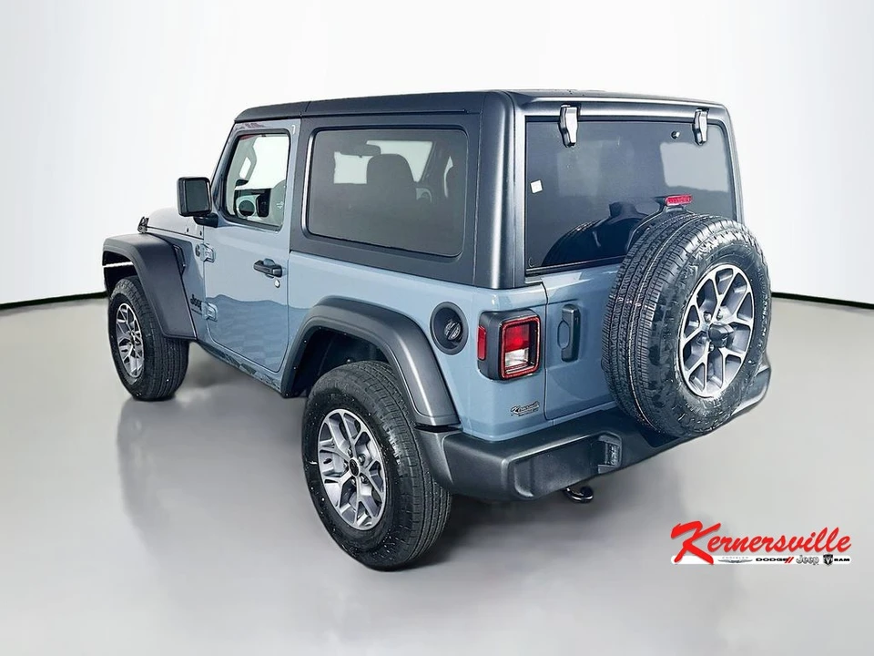 2026 Jeep JL Wrangler - Image 5 of 12