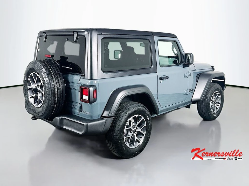 2026 Jeep JL Wrangler - Image 7 of 12