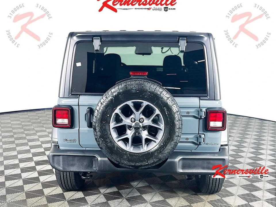 2026 Jeep JL Wrangler - Image 6 of 21