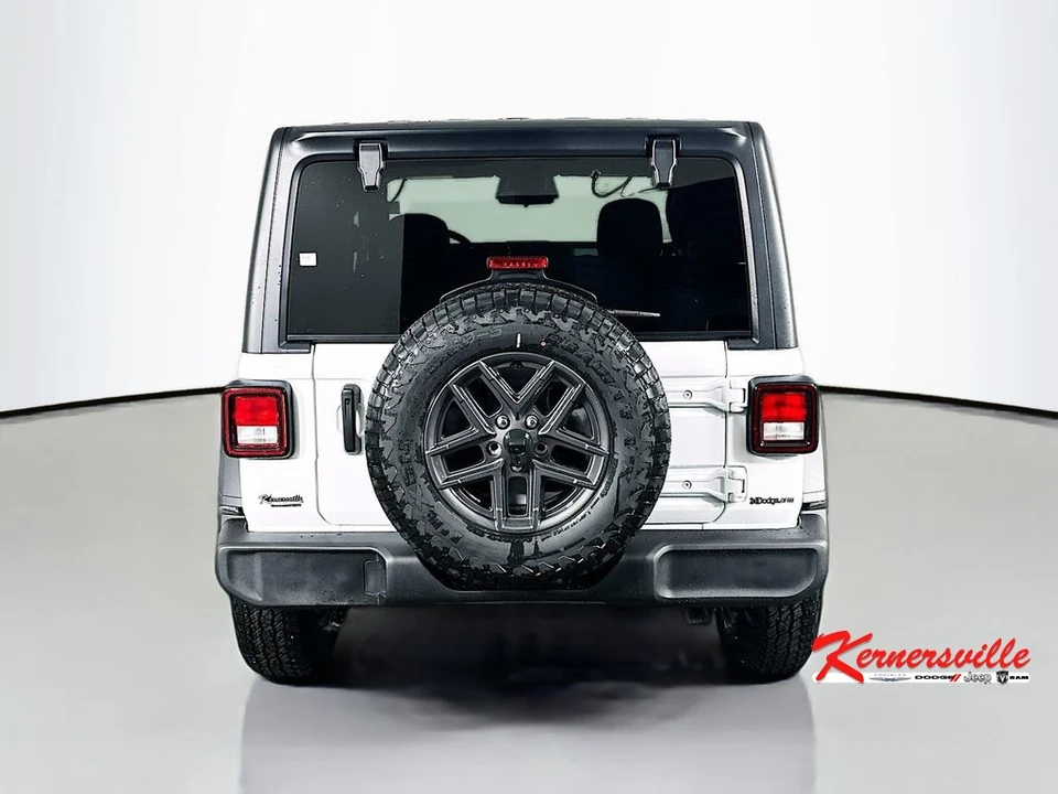 2026 Jeep JL Wrangler - Image 6 of 12
