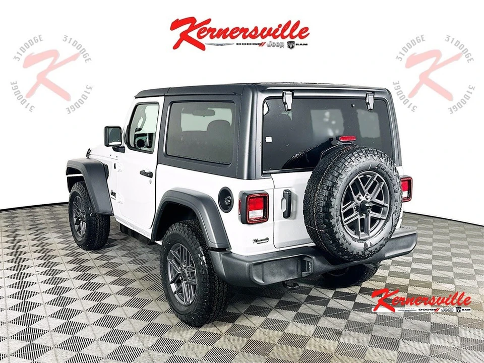 2026 Jeep JL Wrangler - Image 5 of 21