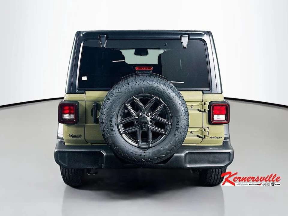 2026 Jeep JL Wrangler - Image 6 of 12