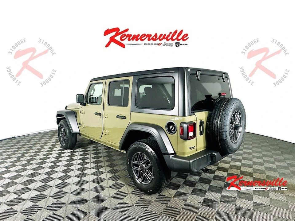 2026 Jeep JL Wrangler - Image 5 of 12
