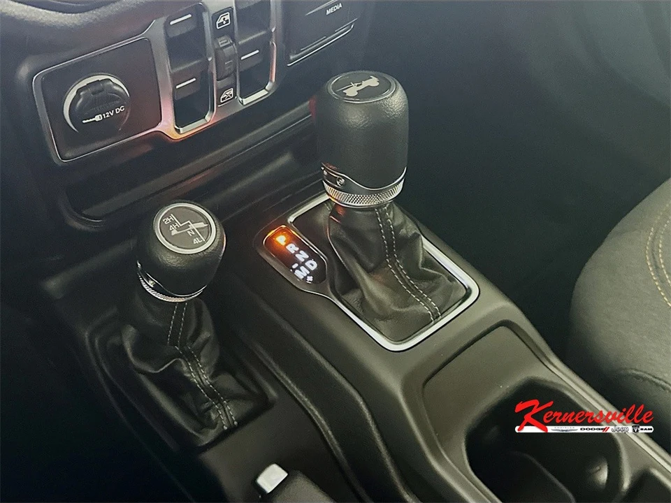 2026 Jeep JL Wrangler - Image 12 of 21