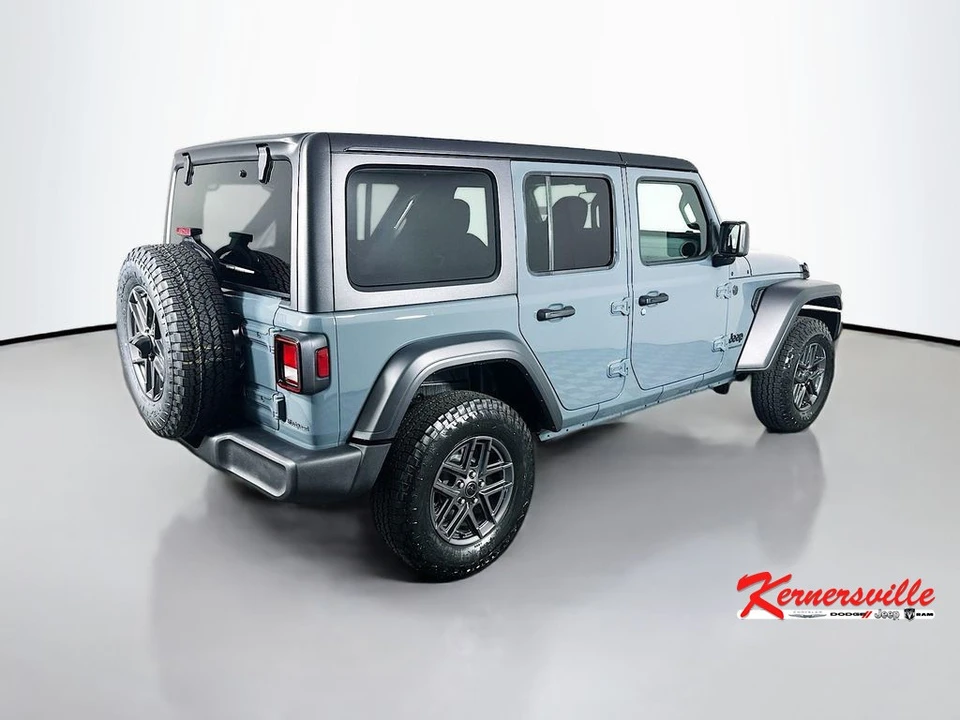 2026 Jeep JL Wrangler - Image 7 of 12