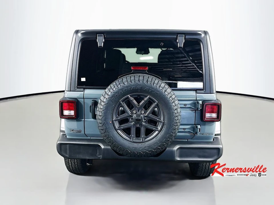 2026 Jeep JL Wrangler - Image 6 of 12