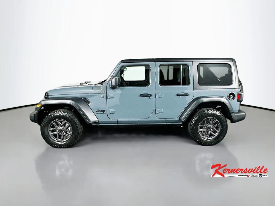 2026 Jeep JL Wrangler - Image 4 of 12