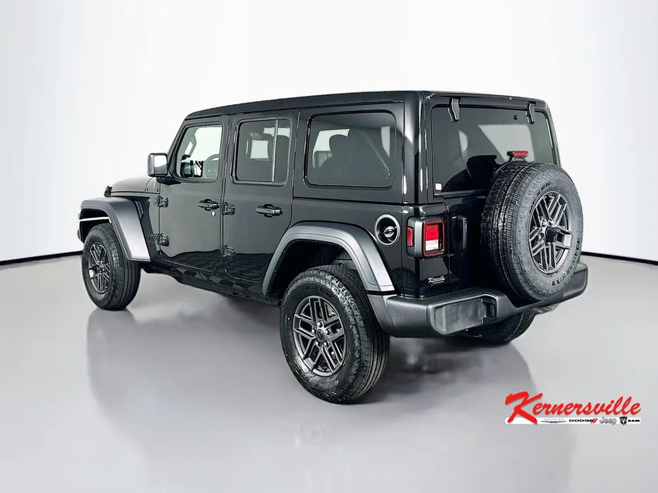 2026 Jeep JL Wrangler - Image 5 of 12