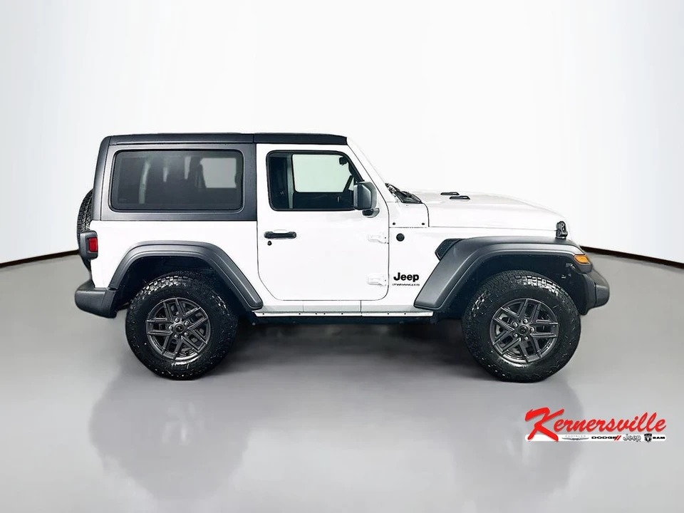 2026 Jeep JL Wrangler - Image 8 of 12