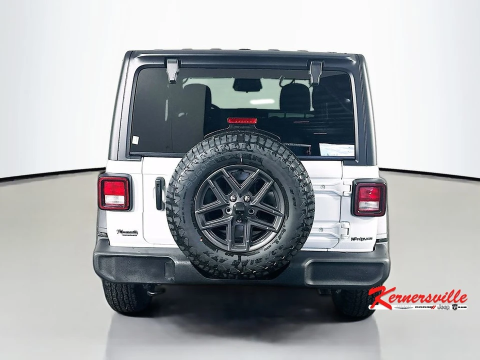 2026 Jeep JL Wrangler - Image 6 of 12