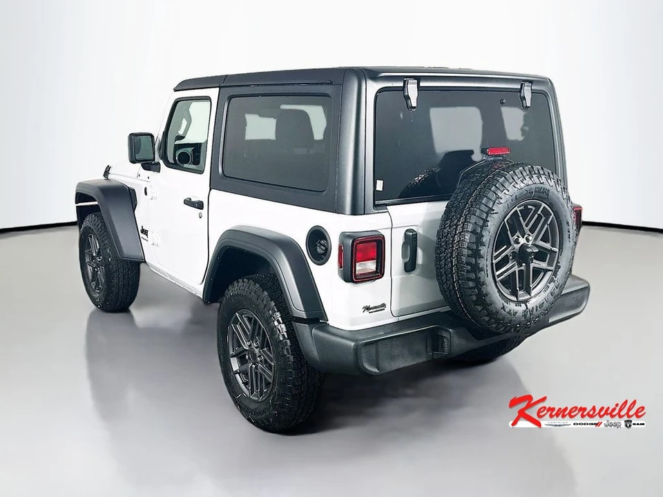 2026 Jeep JL Wrangler - Image 5 of 12
