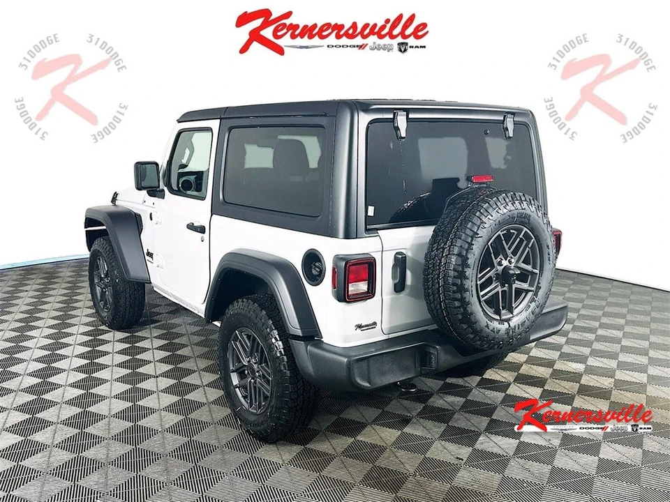 2026 Jeep JL Wrangler - Image 5 of 21