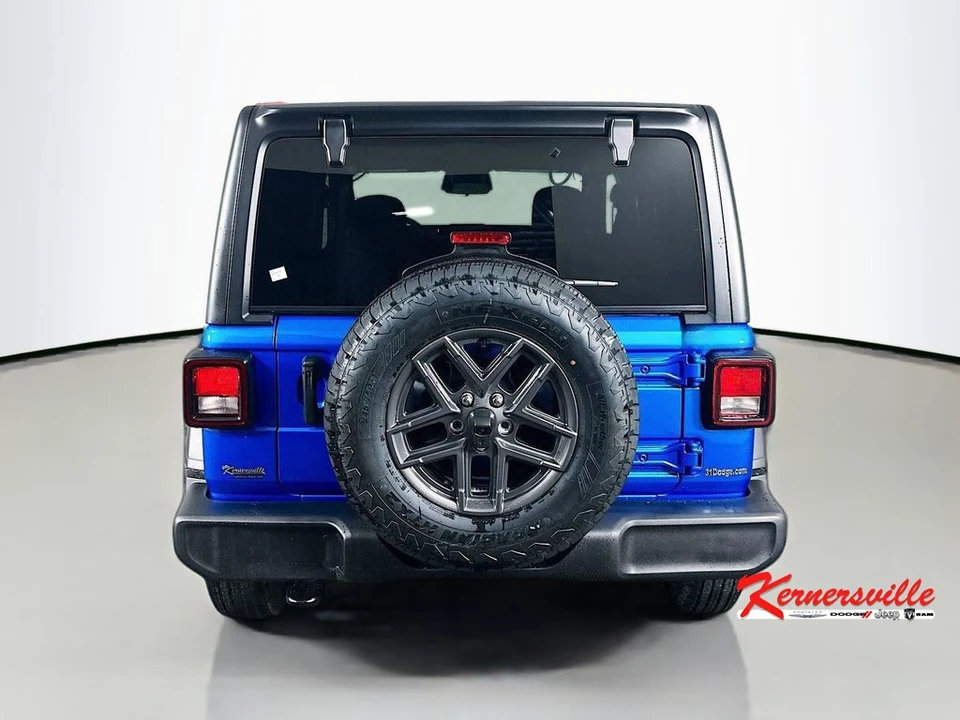 2026 Jeep JL Wrangler - Image 6 of 12