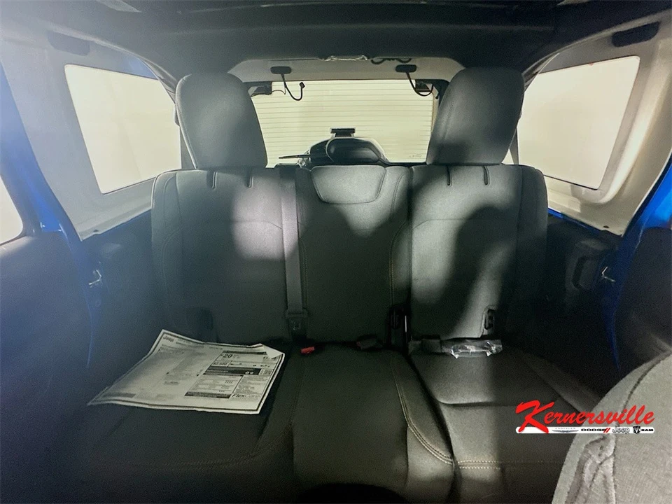 2026 Jeep JL Wrangler - Image 10 of 19