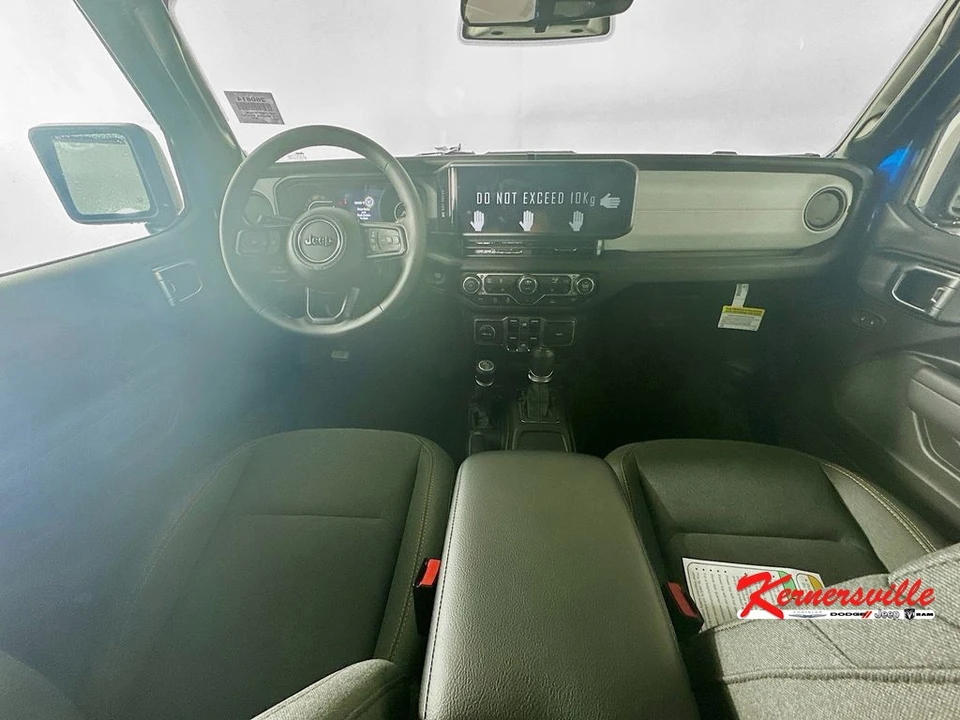 2026 Jeep JL Wrangler - Image 9 of 12