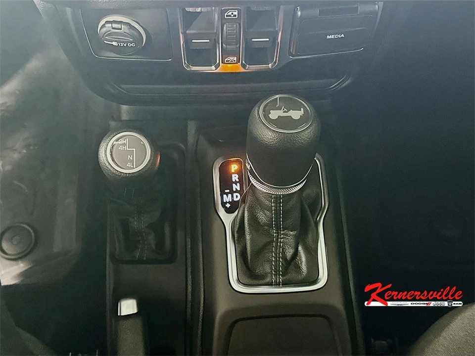 2026 Jeep JL Wrangler - Image 12 of 19