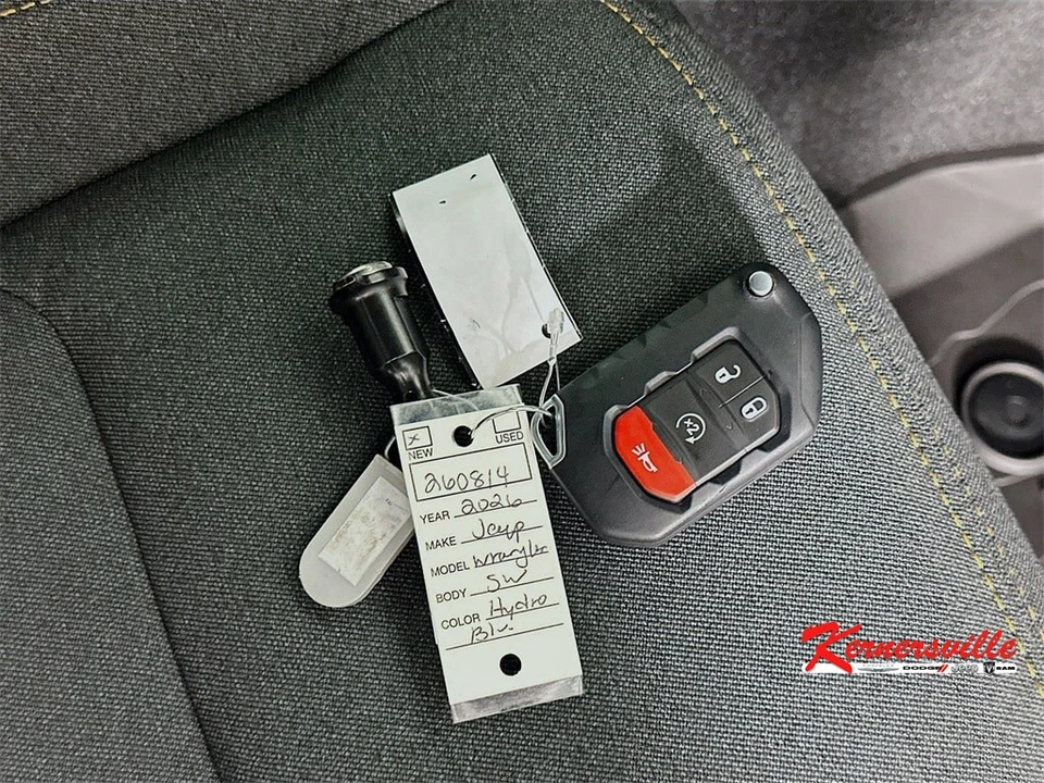 2026 Jeep JL Wrangler - Image 18 of 19