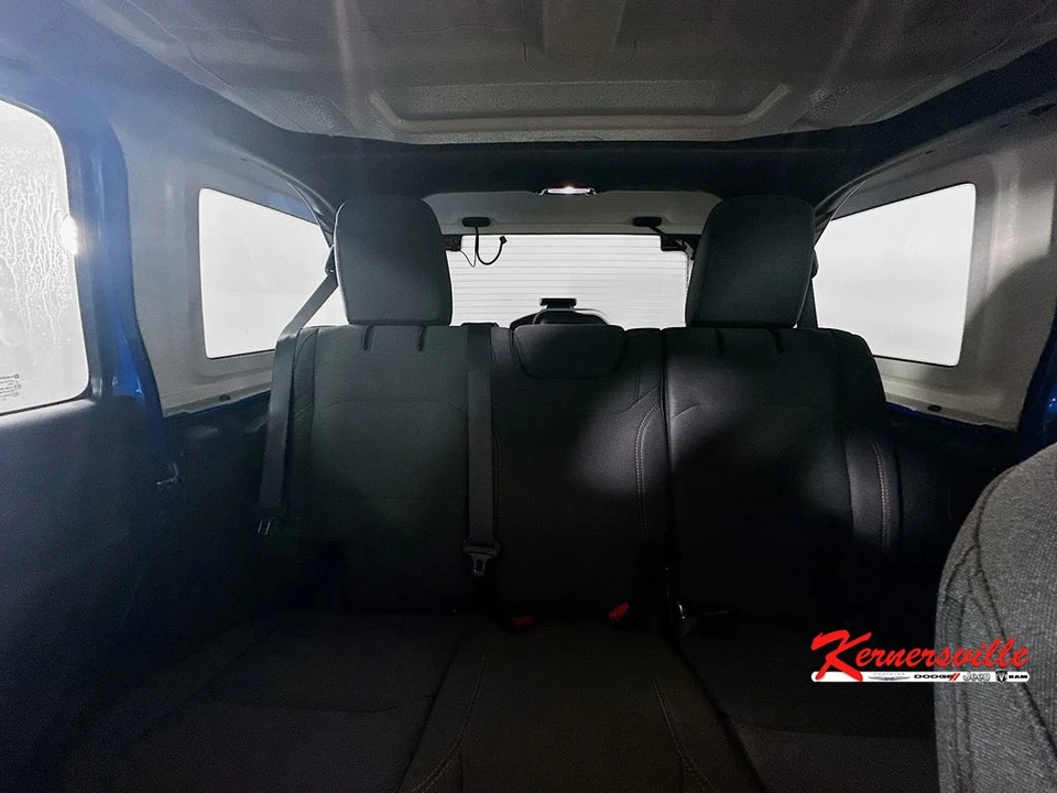 2026 Jeep JL Wrangler - Image 10 of 12
