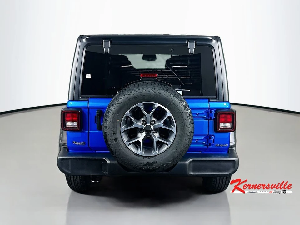 2026 Jeep JL Wrangler - Image 6 of 12
