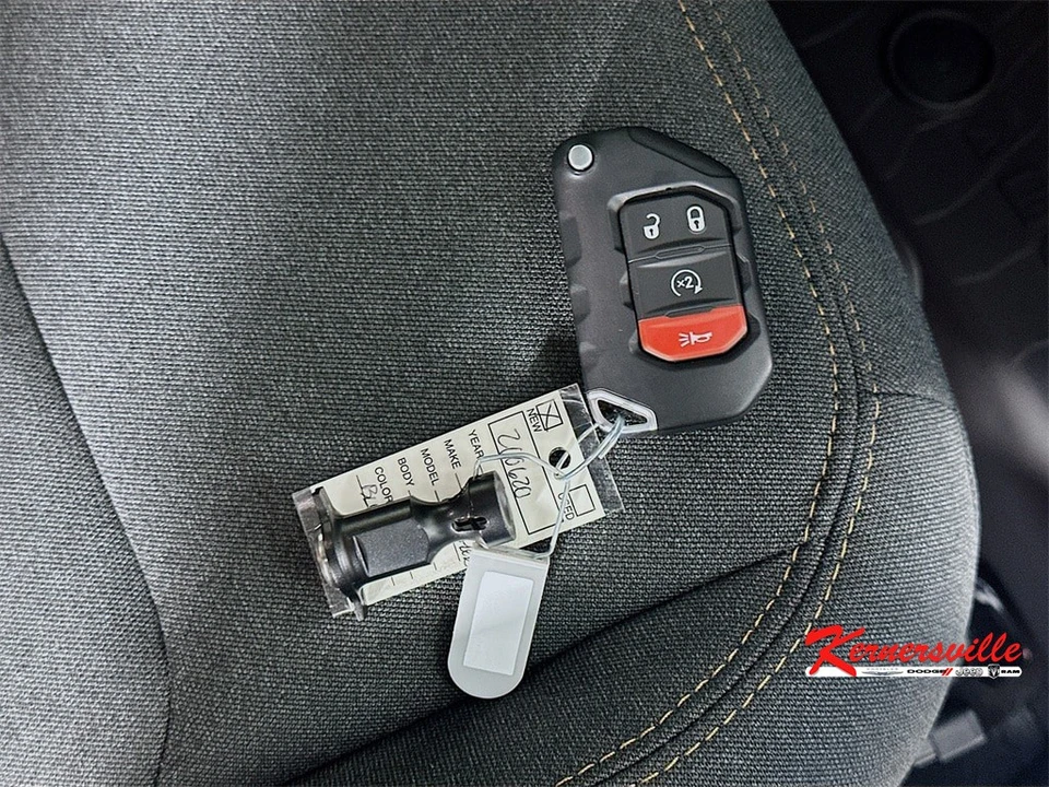 2026 Jeep JL Wrangler - Image 18 of 19