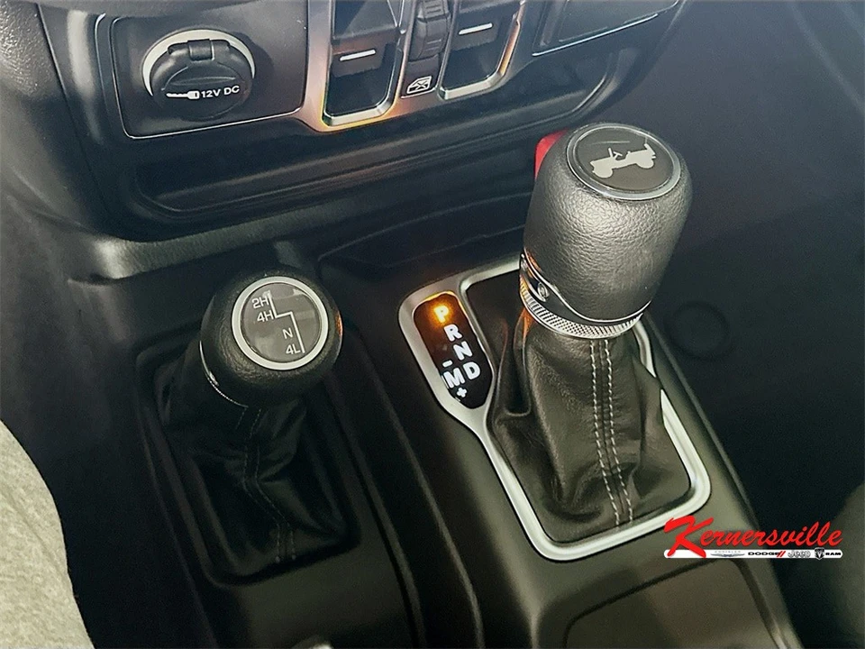 2026 Jeep JL Wrangler - Image 12 of 19