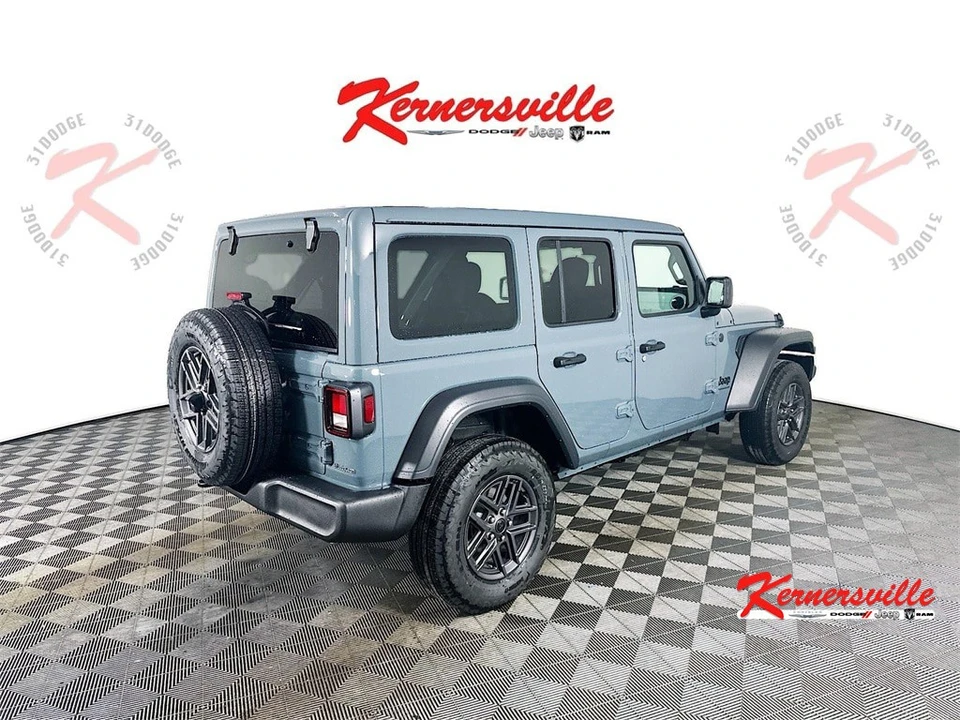 2026 Jeep JL Wrangler - Image 7 of 21