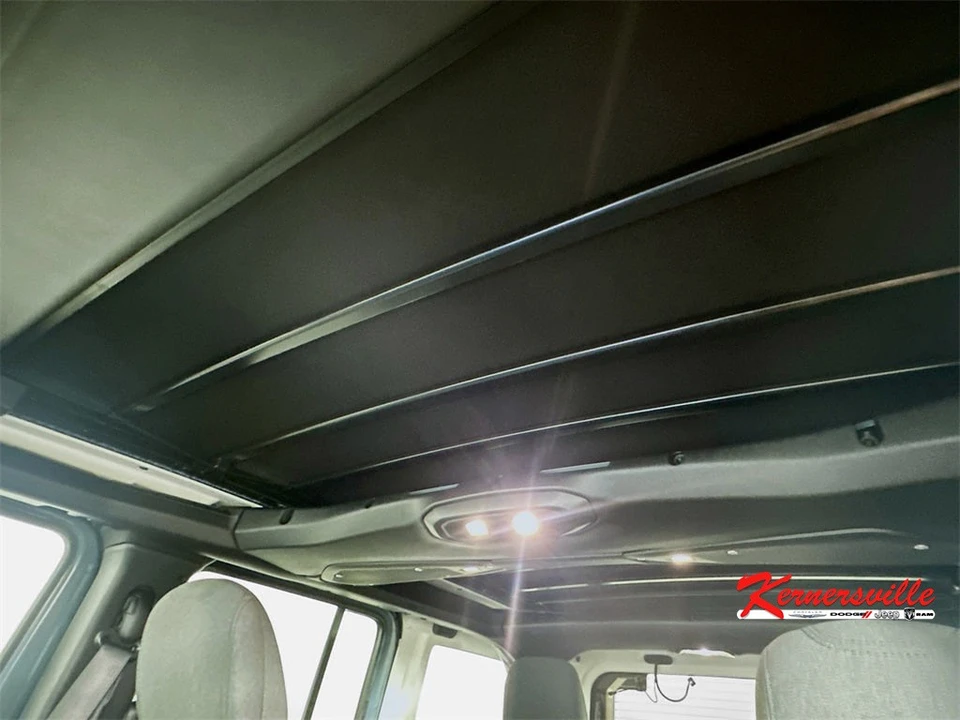 2026 Jeep JL Wrangler - Image 14 of 21
