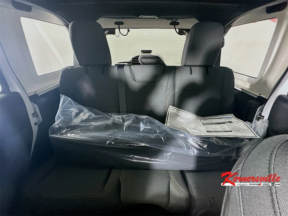 2026 Jeep JL Wrangler - Image 10 of 19