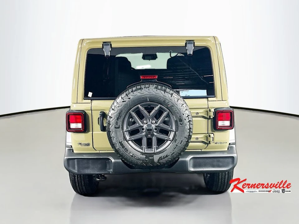 2026 Jeep JL Wrangler - Image 6 of 12
