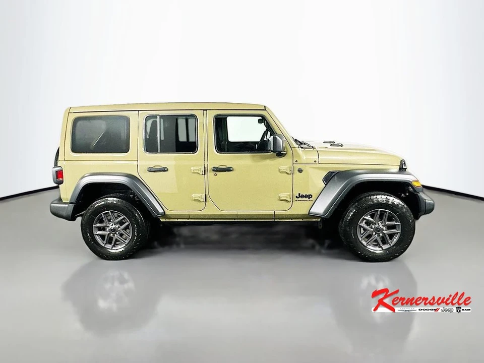 2026 Jeep JL Wrangler - Image 8 of 12