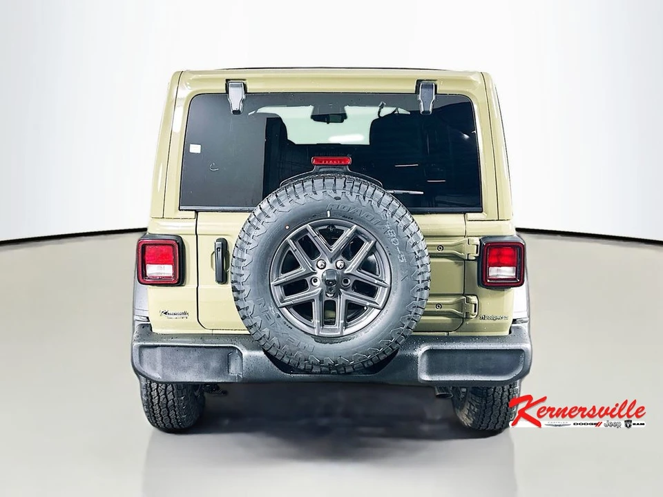 2026 Jeep JL Wrangler - Image 6 of 12